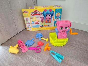 Play doh klei kapper / haarsalon beschikbaar voor biedingen
