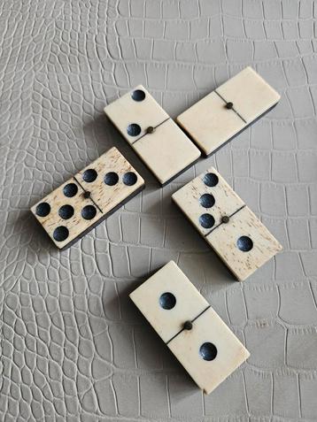 Antiek Domino Spel - Jaren '50 beschikbaar voor biedingen