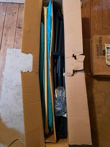 Zwembad van dik PVC beschikbaar voor biedingen
