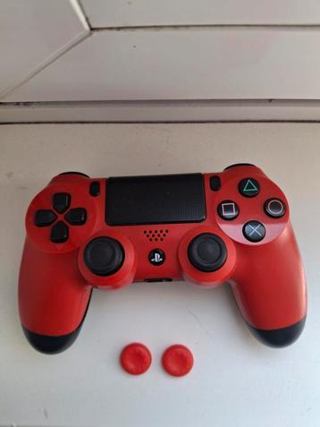 Sony DualShock 4 Controller – Rood + Rode Thumbstick Covers beschikbaar voor biedingen