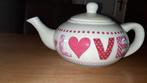 Grote theepot love, Ophalen