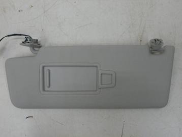 VW Tiguan 571 Zonneklep Links Wit 571857551 beschikbaar voor biedingen
