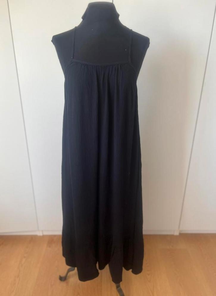 Lange Zwarte Jurk - Maat 36, Kleding | Dames, Jurken, Zo goed als nieuw, Maat 36 (S), Zwart, Onder de knie, Ophalen of Verzenden