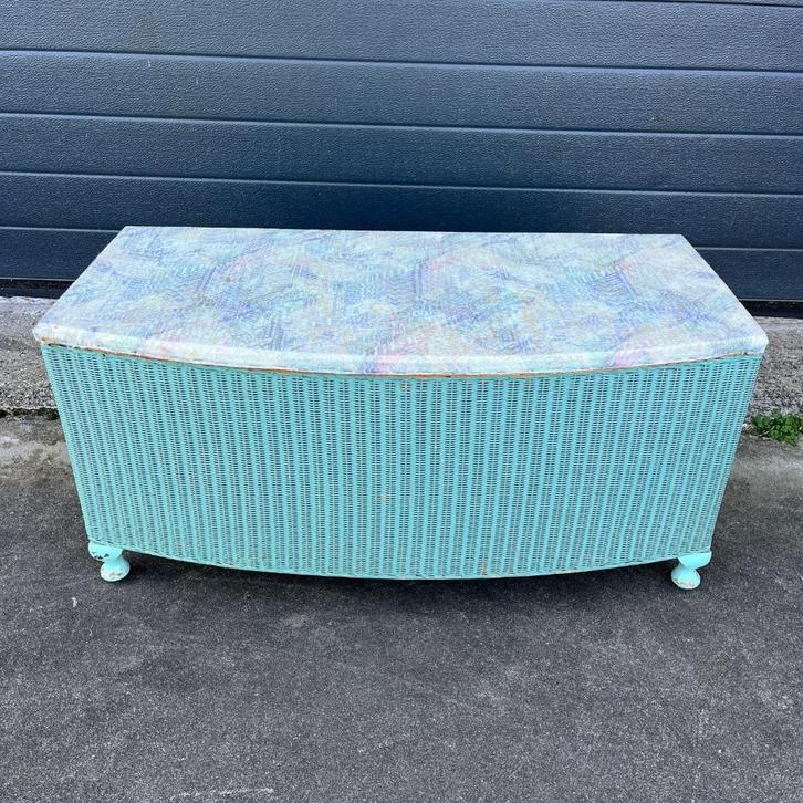 OPRUIMING Dekenkist Lloyd Loom by W. Lusty & Sons Ltd, Huis en Inrichting, Woonaccessoires | Kisten, Gebruikt, Minder dan 50 cm
