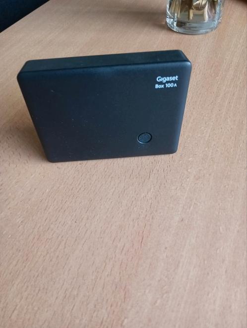 Gigaset Box100 A basis met antwoordapparaat, Telecommunicatie, Vaste telefoons | Handsets en Draadloos, Zo goed als nieuw, 1 handset