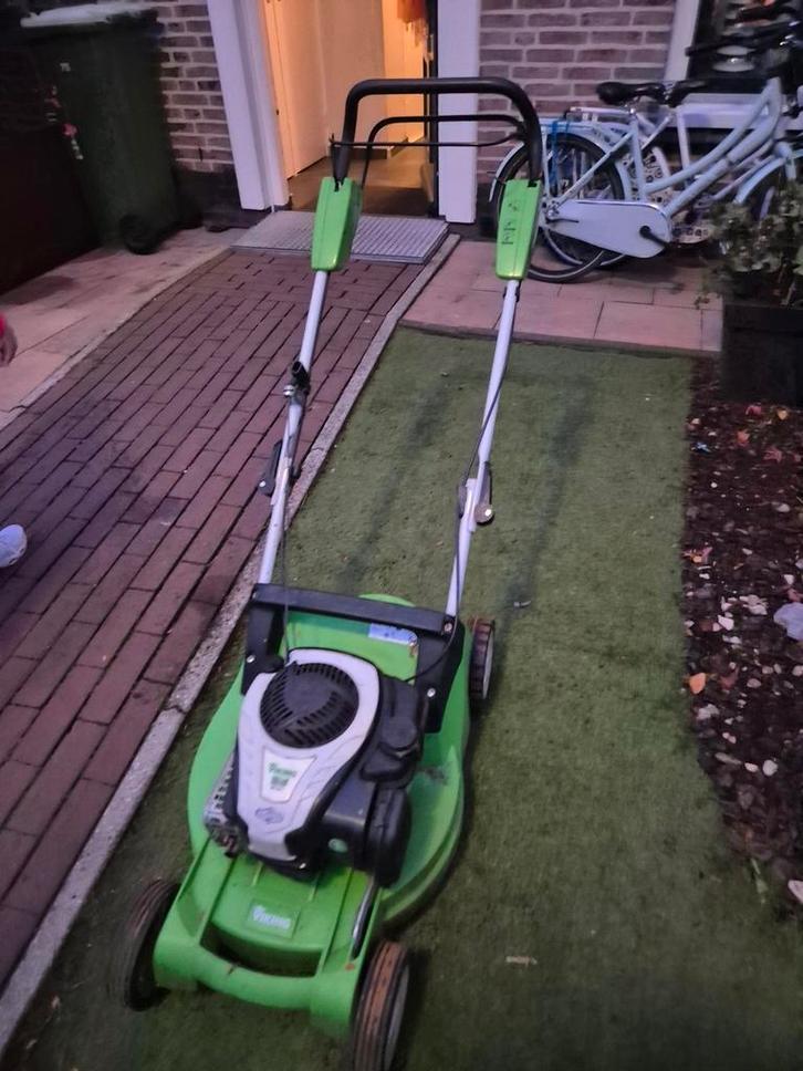Viking4 mb 448.1 T, benzine loop grasmaaier 2.7pk, Tuin en Terras, Grasmaaiers, Zo goed als nieuw, Ophalen
