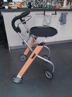 Trust binnenshuis rollator met dienblad, Ophalen