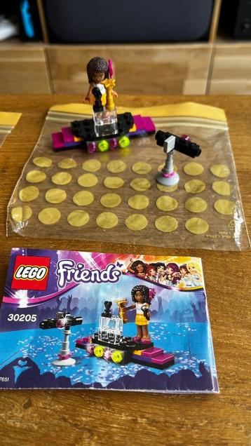 LEGO Friends 30205 Popster rode loper (polybag) beschikbaar voor biedingen