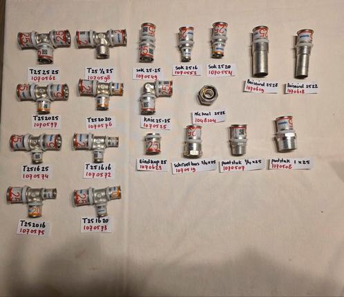 Uponor 25 koppeling, Doe-het-zelf en Verbouw, Buizen en Afvoer, Nieuw, Overige typen, Overige materialen, 6 meter of meer, 20 tot 40 mm
