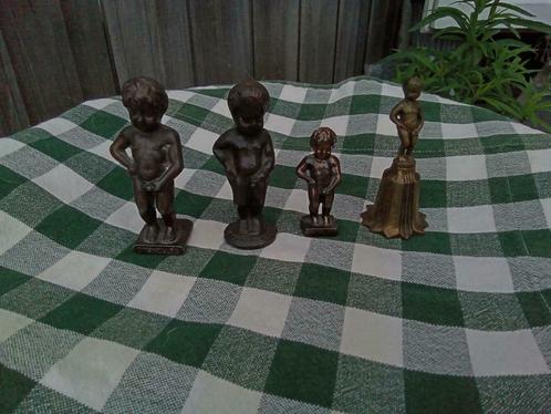 3 manneke pis beelden en 1 belletje brussel belgie in 1 koop, Antiek en Kunst, Curiosa en Brocante, Ophalen of Verzenden
