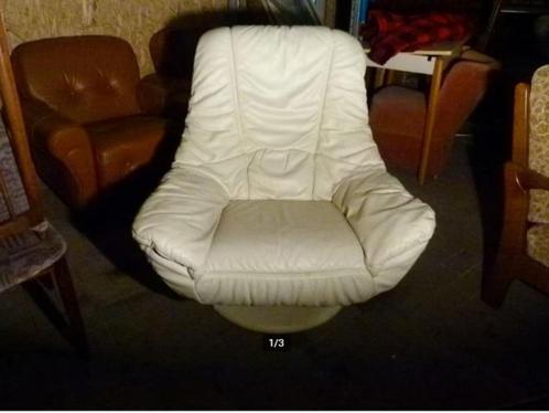 vintage swivel chair, leder, 70er jaren fauteuil, Huis en Inrichting, Fauteuils, Gebruikt, Leer, 75 tot 100 cm, 75 tot 100 cm