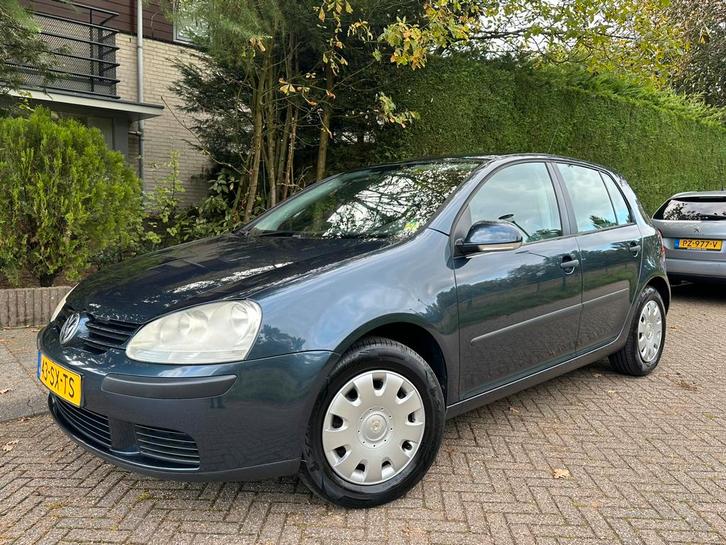 Volkswagen Golf 1.6 16V FSI 85KW 5D Grijs Rijd Super/Airco, Auto's, Volkswagen, Bedrijf, Golf, Airbags, Airconditioning, Alarm