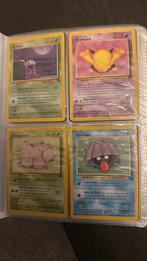 Map met oude en nieuwe Pokémon kaarten, Hobby en Vrije tijd, Verzamelkaartspellen | Pokémon, Ophalen of Verzenden, Zo goed als nieuw