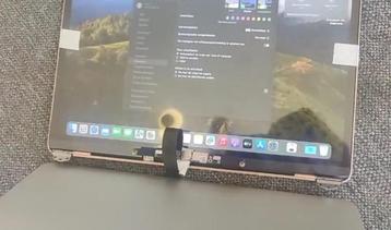 Te koop: 2 Schermen voor MacBook Air A1932&A2179 (2018–2020 beschikbaar voor biedingen