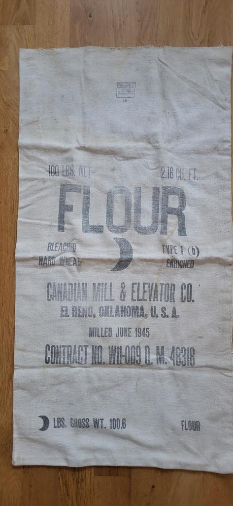 Oorlogs  Meel Zak - 1945, Verzamelen, Dierenverzamelingen, Gebruikt, Ophalen of Verzenden