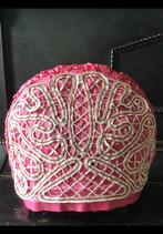 Theemuts 2-zijdig bekleed met groot stuk kant = gekantklost., Antiek en Kunst, Ophalen of Verzenden