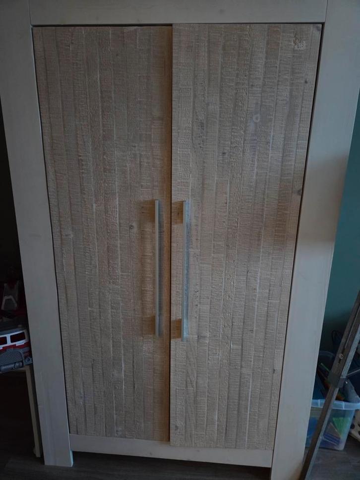 Kast en commode, Huis en Inrichting, Kasten | Computermeubels, Gebruikt, Ophalen of Verzenden