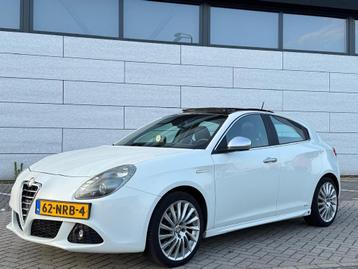 Alfa Romeo Giulietta 1.4 T Distinctive Dak/1ste eigen/NAP/De beschikbaar voor biedingen