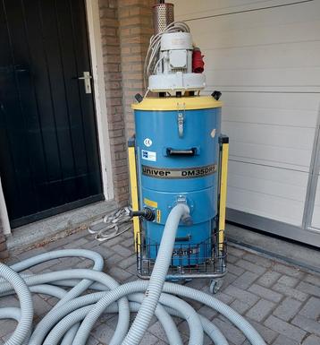 Filter zaagsel Motafzuiger met lange slang beschikbaar voor biedingen