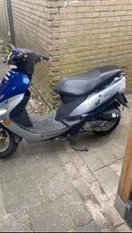 Peugeot v clic, Fietsen en Brommers, Scooters | Peugeot, Ophalen, Gebruikt, Overige modellen, Maximaal 45 km/u