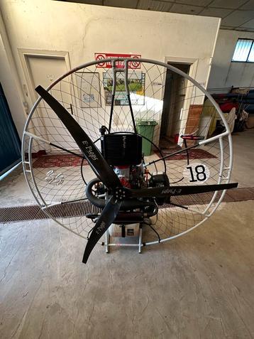 Paramotor flyproducts skyengine 220 beschikbaar voor biedingen