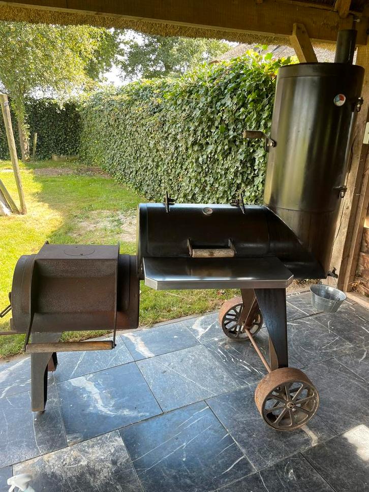 Oklahoma smoker, Tuin en Terras, Houtskoolbarbecues, Zo goed als nieuw, Ophalen