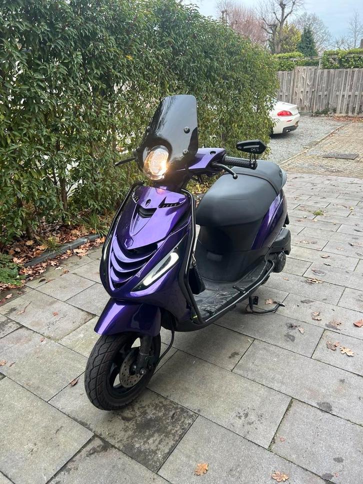 Zip IGET 3V 2019 model BROM, Fietsen en Brommers, Brommeronderdelen | Scooters, Zo goed als nieuw, Piaggio, Overige typen, Ophalen of Verzenden