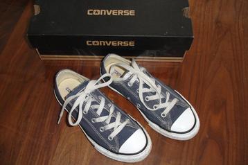 Converse donker blauwe sneakers maat 34 laag model! beschikbaar voor biedingen