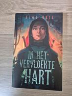 Rima Orie - In het vervloekte hart, Ophalen of Verzenden, Zo goed als nieuw, Rima Orie