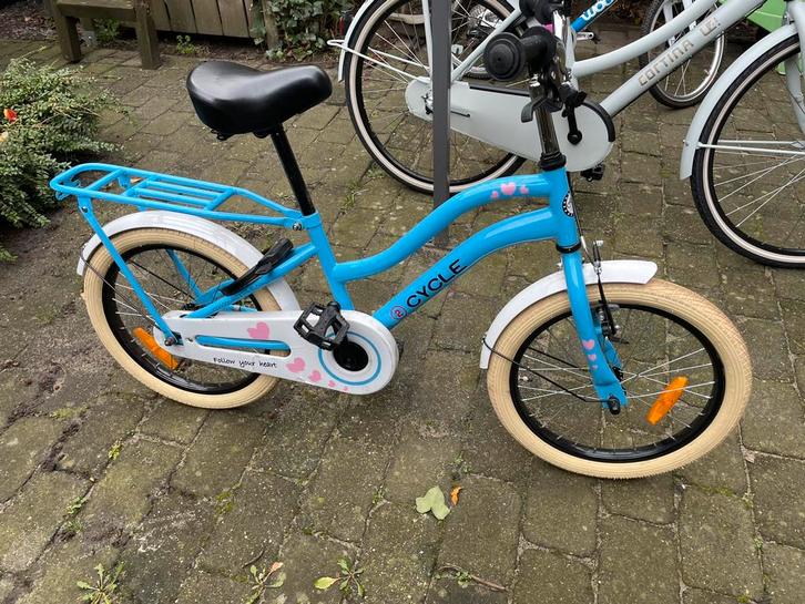 Leuke blauwe 20 inch meisjesfiets, Fietsen en Brommers, Fietsen | Meisjes, Zo goed als nieuw, 20 inch, Handrem, Ophalen