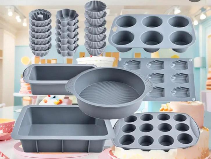 GEVRAAGD GEZOCHT alle soorten metalen brood + taartvormen, Huis en Inrichting, Keuken | Keukenbenodigdheden, Ophalen