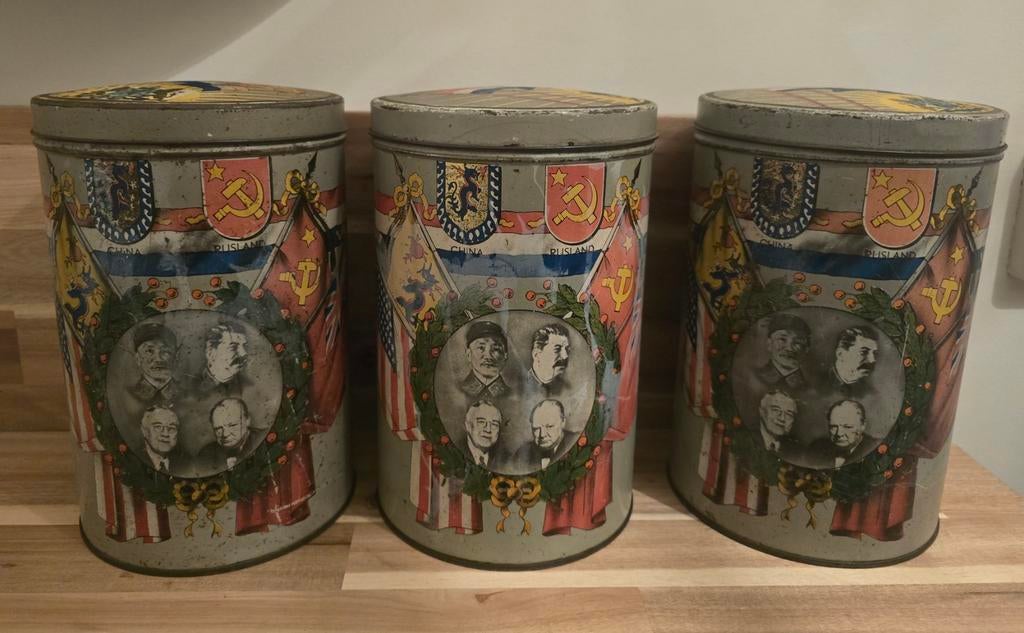 Bevrijdingsblik 2e WO 1939-1945 Blik 2 STUKS, Verzamelen, Verzenden, Gebruikt, Overige