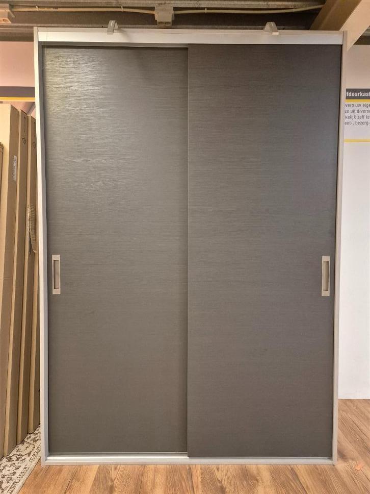 Kleding kasten, Huis en Inrichting, Kasten | Kledingkasten, Zo goed als nieuw, 200 cm of meer, 150 tot 200 cm, 75 cm of meer, Met lade(s)