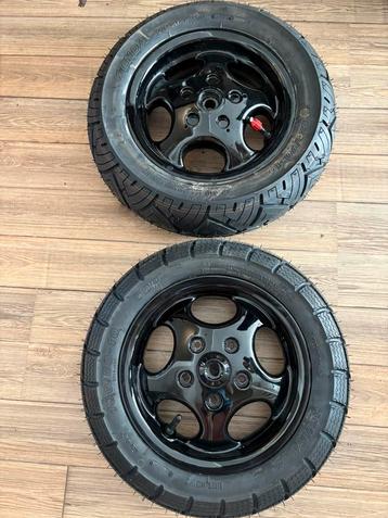 Sp velgen gepoedercoat en nieuwe banden! beschikbaar voor biedingen