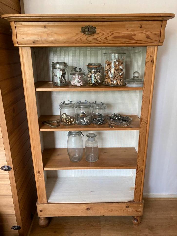 Kastje met wat brocante, Antiek en Kunst, Curiosa en Brocante, Ophalen