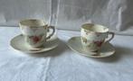 Twee kopjes met schotel van eierschaal porselein, Antiek en Kunst, Ophalen of Verzenden