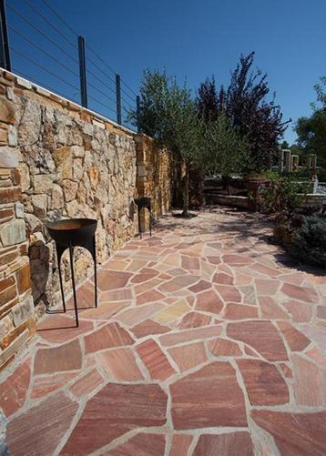 Brasil Rosso flagstones 1,5-3 cm dik € 37,95 p/m2 beschikbaar voor biedingen