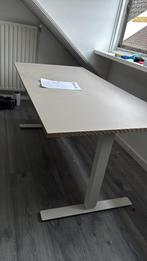Verstelbaar bureau Skarsta, Ophalen, In hoogte verstelbaar, Gebruikt, Bureau