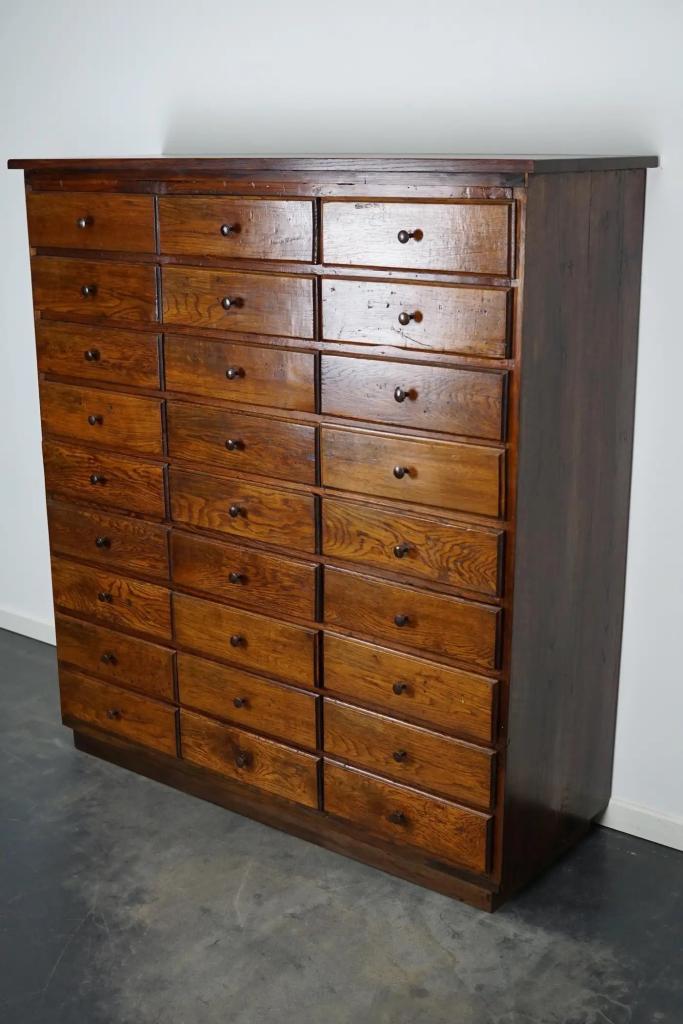 Antieke Franse apothekerskast van eik, begin 20e eeuw, Huis en Inrichting, Kasten | Ladekasten, Gebruikt, 100 tot 150 cm, 100 tot 150 cm