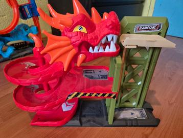 Garage monster baan teamsterz  beschikbaar voor biedingen