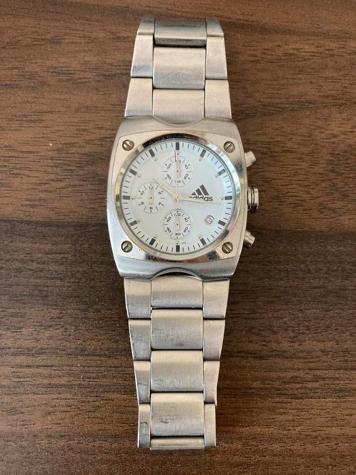 Adidas chronograaf 10-5001 vsc100, Sieraden, Tassen en Uiterlijk, Horloges | Heren, Gebruikt, Polshorloge, Overige merken, Staal