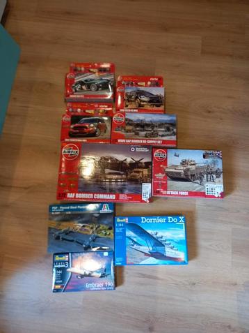 Bouwdozen revell arifix italeri  beschikbaar voor biedingen