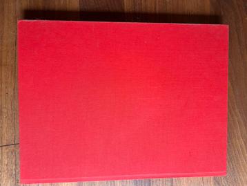 Jan Banning - Red Utopia Fotoboek beschikbaar voor biedingen