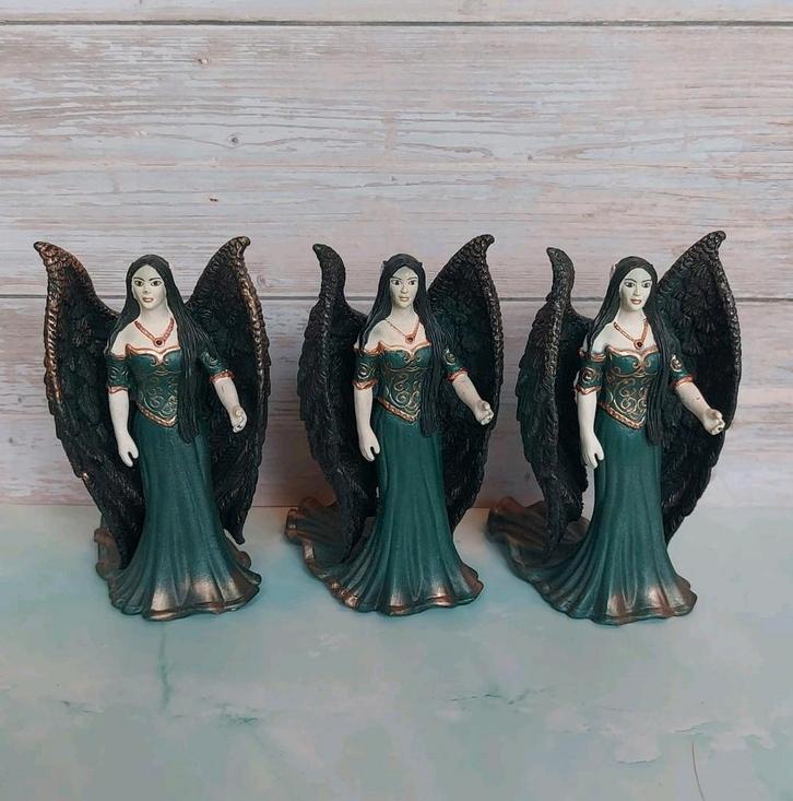 Schleich verschillende elfen., Verzamelen, Dierenverzamelingen, Zo goed als nieuw, Beeldje of Figuurtje, Overige soorten, Ophalen of Verzenden