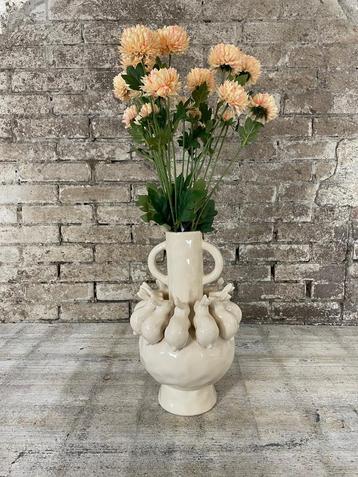 Vaas bunnies stoneware beschikbaar voor biedingen