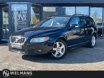 Volvo V70 2.5FT Momentum Youngtimer | Leder | Navi | Bluetoo, Auto's, Gebruikt, Zwart, Onderhoudsboekje, 1583 kg
