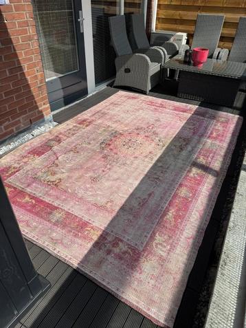 Buitenkleed Rozenkelim beschikbaar voor biedingen