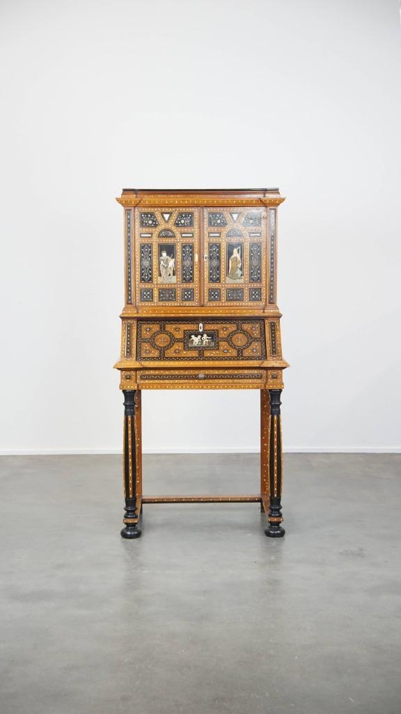 Rijk gedecoreerde en ingelegde antieke Italiaanse secretaire, Antiek en Kunst, Antiek | Meubels | Kasten, Ophalen
