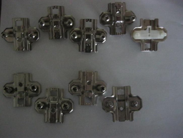 scharnieren en sloten / NIEUW, Doe-het-zelf en Verbouw, Hang- en Sluitwerk, Nieuw, Slot, Chroom, Ophalen