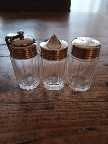 Peper/Zout/Mosterd stel (verzilverd) beschikbaar voor biedingen